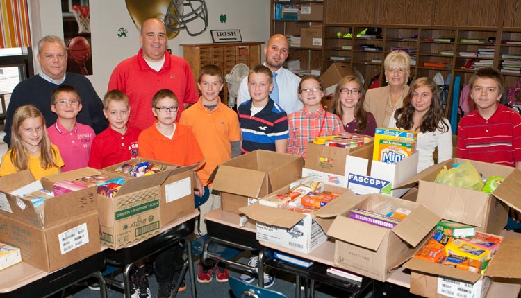 Operation-CAN-DO-Freeland-School-102913-9925