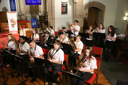 CAN DO Chrstimas Cougars